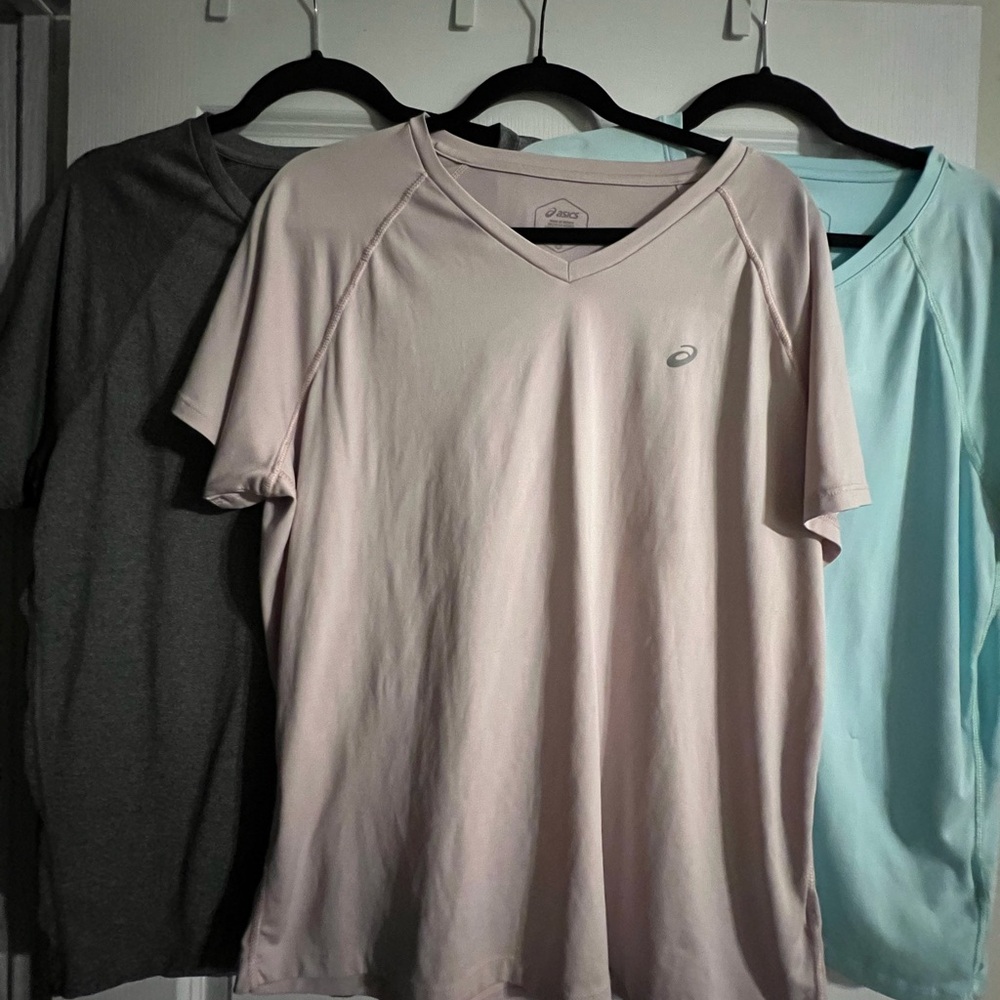 Asics Gray V-Neck T-Shirt